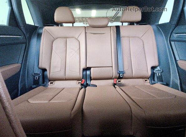 WA1DECF31S1107023 2025 AUDI Q3 Black Rear seats view