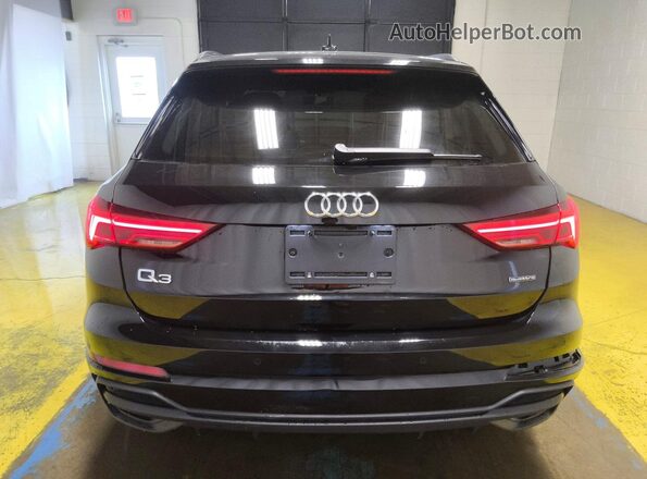 WA1DECF31S1107023 2025 AUDI Q3 Black Rear view