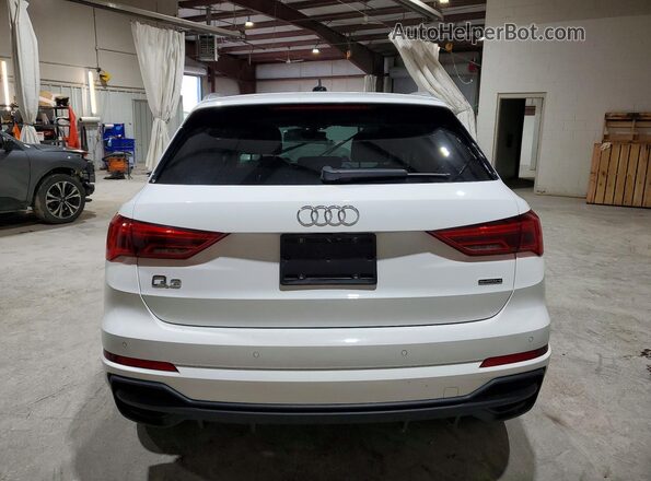 WA1DECF3XP1089841 2023 AUDI Q3 White Rear view