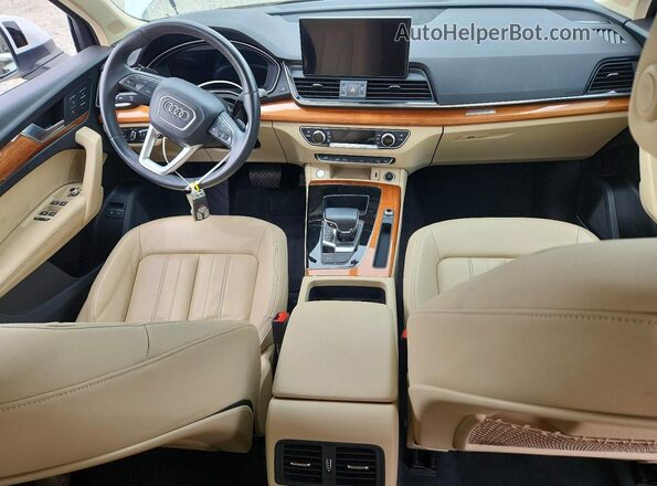 WA1E2AFY5M2073405 2021 AUDI Q5 White Widok deski rozdzielczej