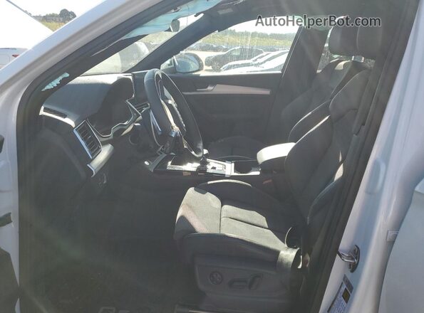 WA1E2AFY8R2070649 2024 AUDI Q5 White Սալոնի դիմացի տեսք