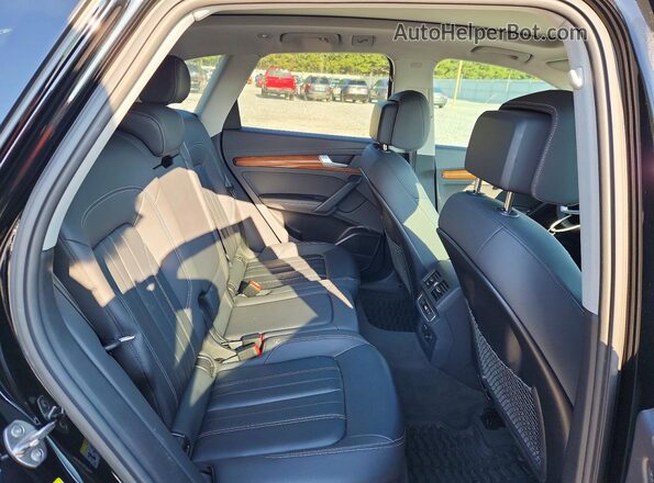 WA1EAAFY2P2018207 2023 AUDI Q5 Черный Вид задних сидений