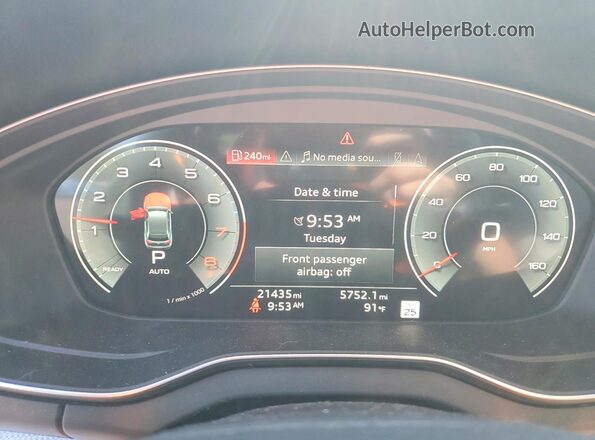 WA1EAAFY3S2017785 2025 AUDI Q5 Green Vista del cuadro de instrumentos