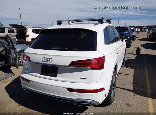 WA1EAAFY5R2082924 2024 AUDI Q5 White Հետևի աջ