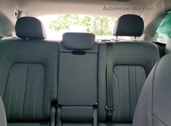 WA1EAAFY6P2143243 2023 AUDI Q5 White Rear seats view