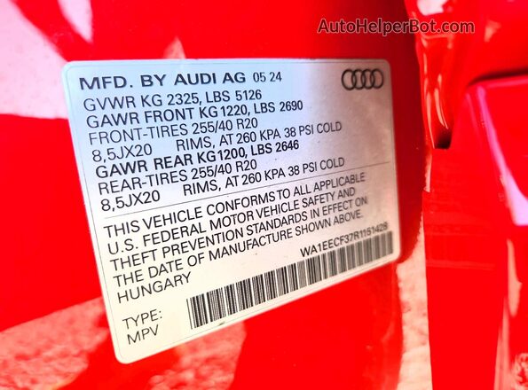 WA1EECF37R1151428 2024 AUDI Q3 Red Панорамний вид салону 360°