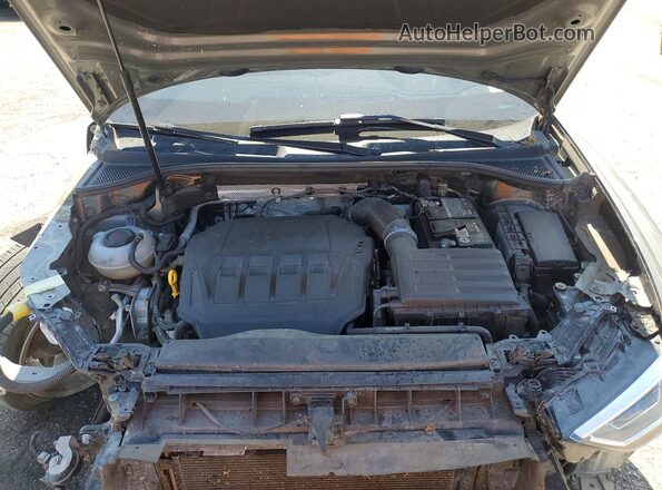 WA1EECF39M1054868 2021 AUDI Q3 Gray ძრავის განყოფილების ხედი