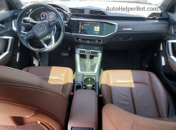 WA1EECF39M1054868 2021 AUDI Q3 Gray წინა პანელის ხედი