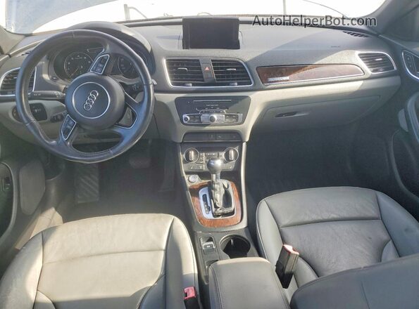 WA1EFCFS0GR010011 2016 AUDI Q3 Blue Dashboard view