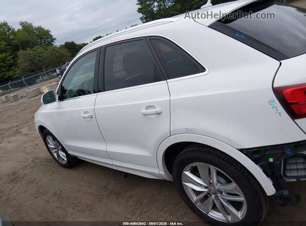 WA1EFCFS9GR009763 2016 AUDI Q3 White უკანა სალონის ხედი