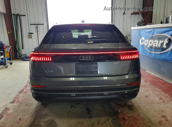 WA1EVAF17KD012696 2019 AUDI Q8 Charcoal Вид ззаду