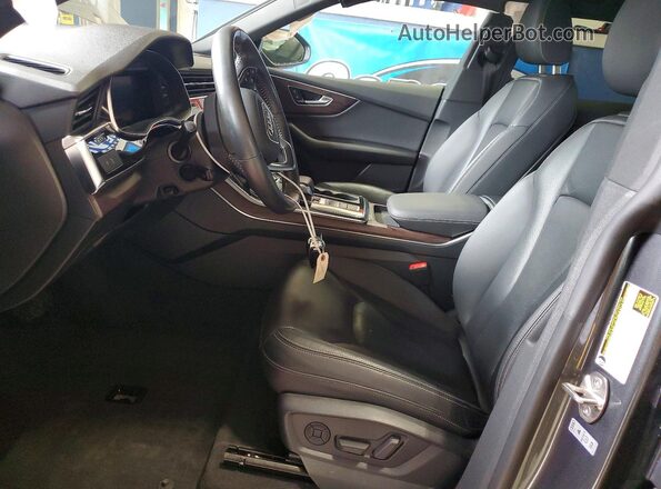 WA1EVAF17KD012696 2019 AUDI Q8 Charcoal Вид салону спереду
