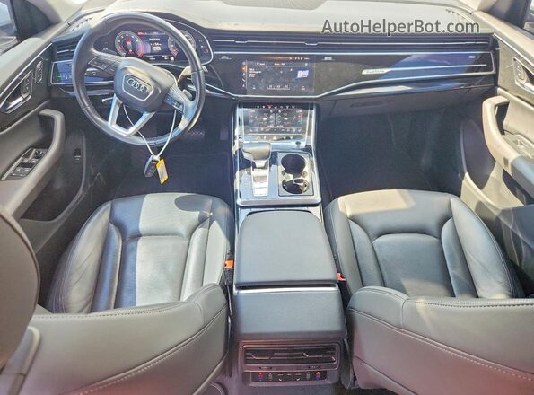 WA1FVAF13KD044579 2019 AUDI Q8 Белый Вид панели приборов