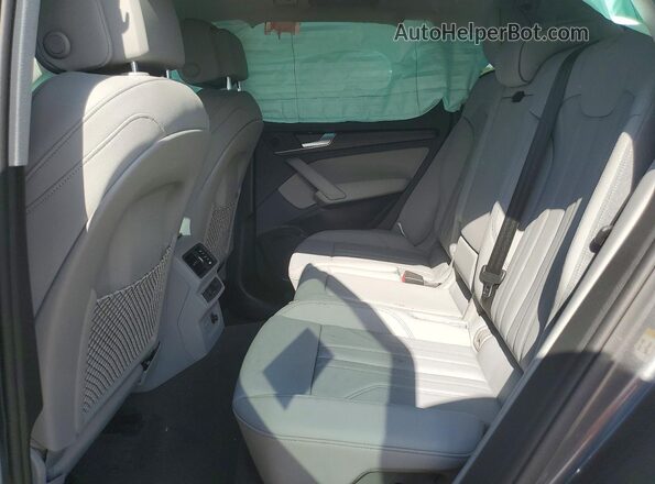 WA1GAAFY2R2066057 2024 AUDI Q5 Gray Vista interior trasera