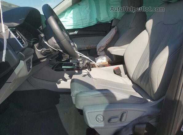 WA1GAAFY2R2066057 2024 AUDI Q5 Gray Vista interior delantera