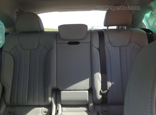 WA1GAAFY2R2066057 2024 AUDI Q5 Gray Vista de los asientos traseros