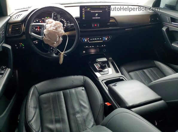 WA1GAAFY8N2098814 2022 AUDI Q5 White Vista del salpicadero