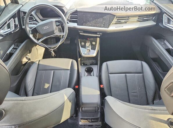 WA1H2BFZ8NP053407 2022 AUDI Q4 Gray Вид панелі приладів
