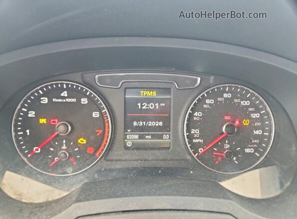 WA1HCCFS6JR031183 2018 AUDI Q3 Черный Вид щитка приборов