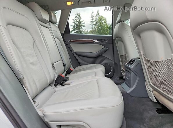 WA1L2AFPXGA129279 2016 AUDI Q5 White Սալոնի հետևի տեսք