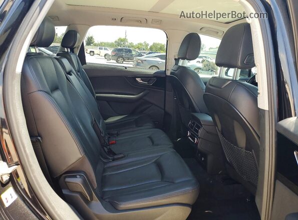 WA1LAAF73KD047016 2019 AUDI Q7 Black უკანა სალონის ხედი