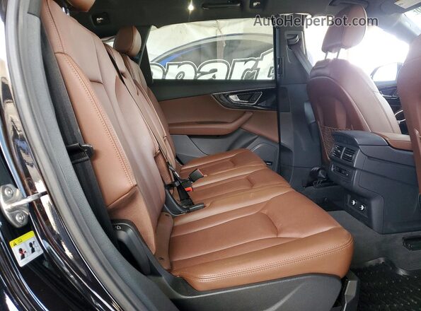 WA1LAAF74JD015206 2018 AUDI Q7 Black Vista interior trasera