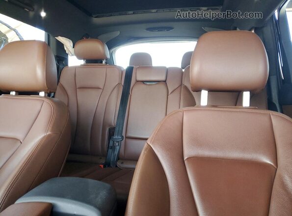 WA1LAAF74JD015206 2018 AUDI Q7 Black Vista de los asientos traseros