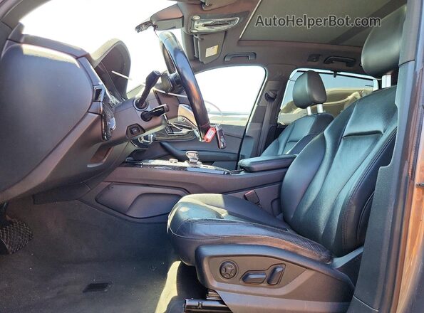 WA1LAAF77HD026193 2017 AUDI Q7 Gray Widok wnętrza z przodu