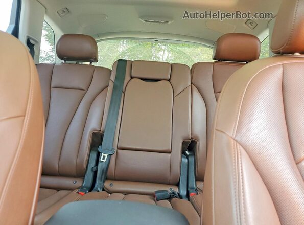 WA1LAAF7XJD043706 2018 AUDI Q7 Black Հետևի նստատեղերի տեսք