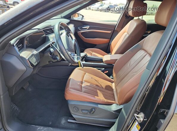 WA1LAAGE8NB026143 2022 AUDI E-TRON Black Սալոնի դիմացի տեսք