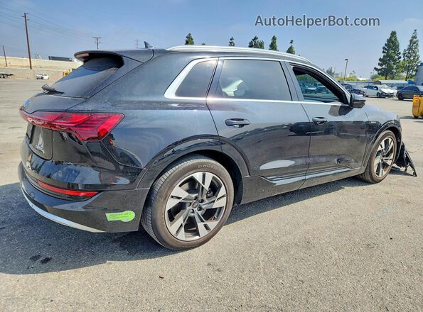 WA1LAAGE8NB026143 2022 AUDI E-TRON Black Հետևի աջ