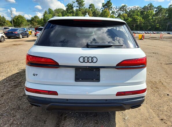 WA1LCBF72SD007168 2025 AUDI Q7 White უკანა ხედი