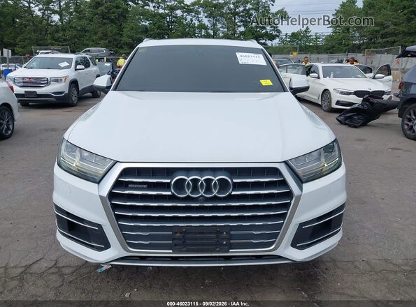 WA1LHAF74JD020076 2018 AUDI Q7 White უკანა სალონის ხედი
