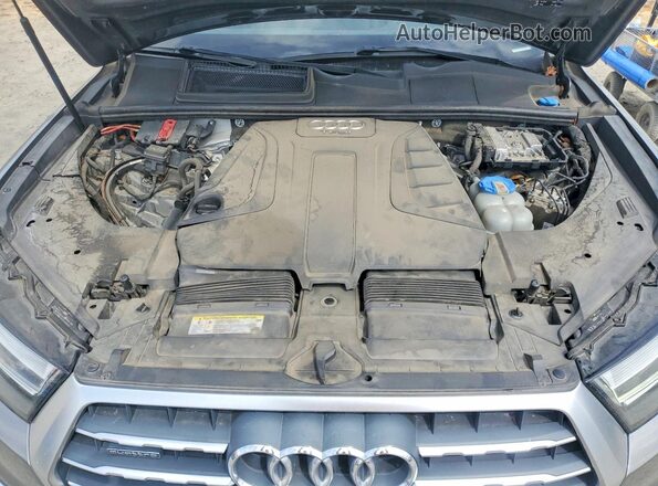 WA1LHAF76HD036824 2017 AUDI Q7 Gray Engine compartment view