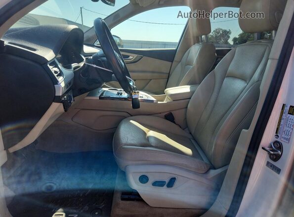 WA1LHAF79KD025811 2019 AUDI Q7 Белый Вид салона спереди