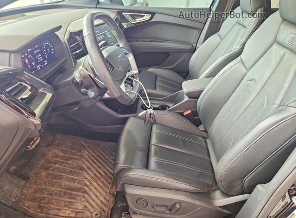 WA1M2AFZ5PP023244 2023 AUDI Q4 Black Սալոնի դիմացի տեսք