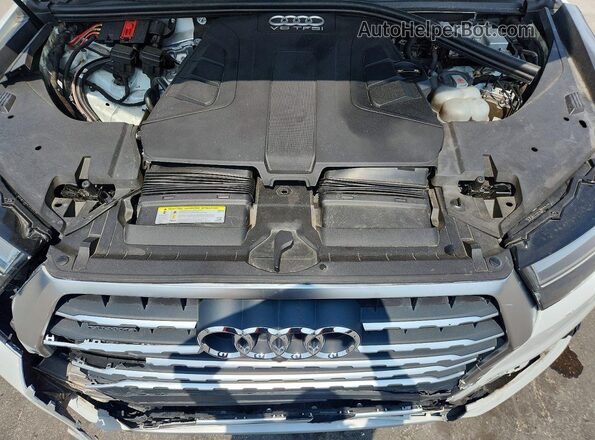 WA1VAAF72JD020140 2018 AUDI Q7 White Widok komory silnika