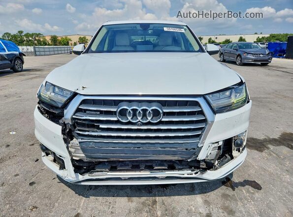 WA1VAAF72JD020140 2018 AUDI Q7 White Widok z przodu