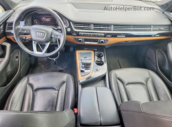 WA1VAAF74HD058334 2017 AUDI Q7 Black Dashboard view
