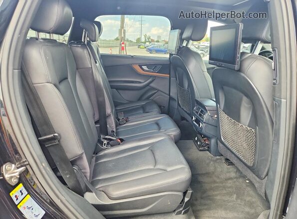 WA1VAAF74HD058334 2017 AUDI Q7 Black Rear interior view