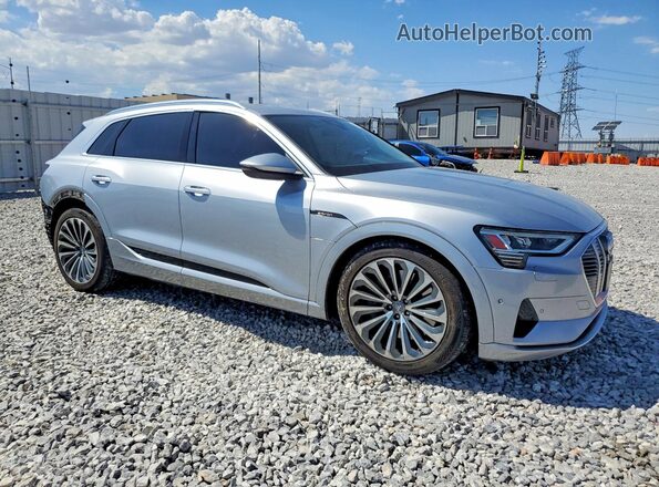 WA1VAAGE4KB020182 2019 AUDI E-TRON Серебряный Передняя правая четверть