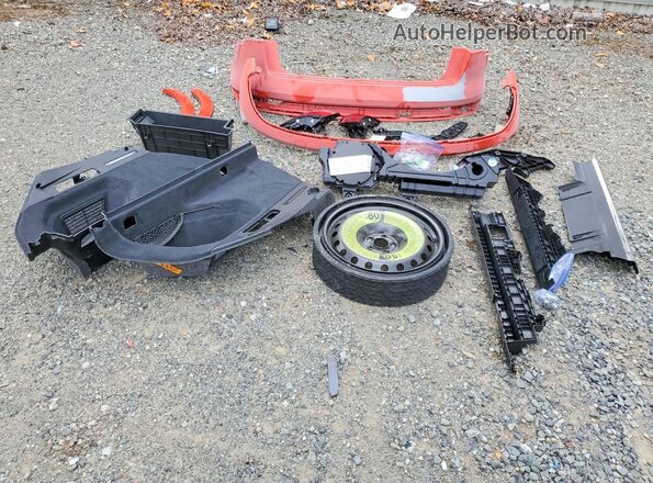 WA1VABGE3KB009955 2019 AUDI E-TRON Red VIN կոդի պիտակի տեսք