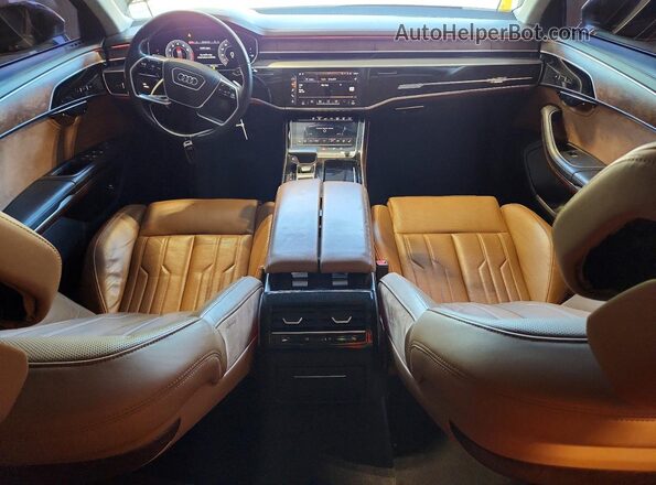 WAU8DAF85KN019138 2019 AUDI A8 Gray Вид панелі приладів