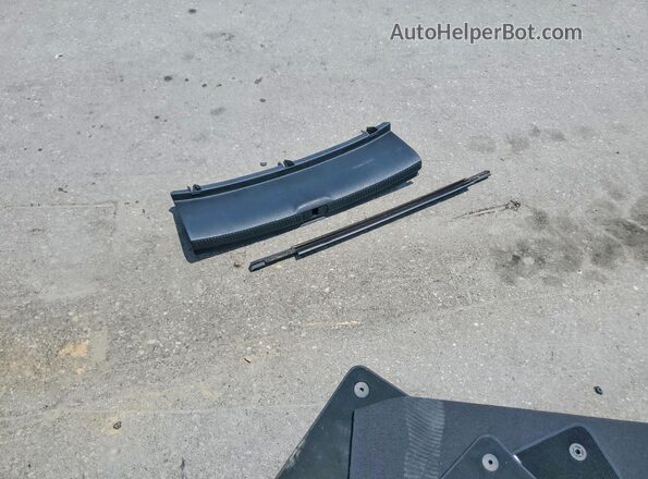 WAUAUGFF9J1009544 2018 AUDI A3 Blue Вид підкапотного простору