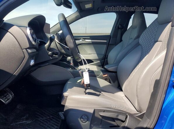 WAUB1GFFXJ1014992 2018 AUDI S3 Blue Вид салону спереду