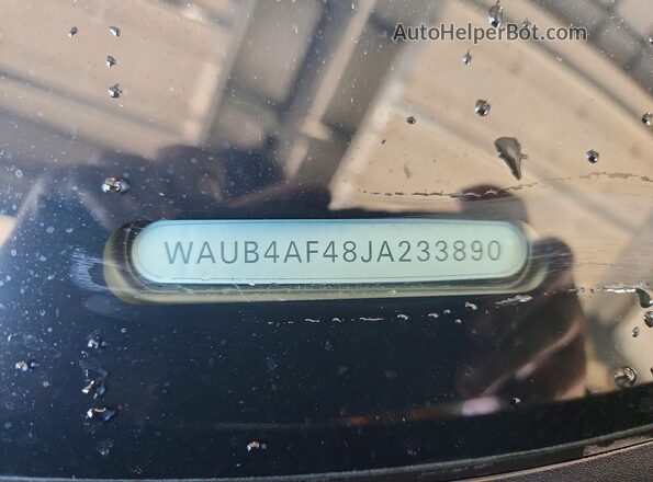 WAUB4AF48JA233890 2018 AUDI S4 Black Вид підкапотного простору