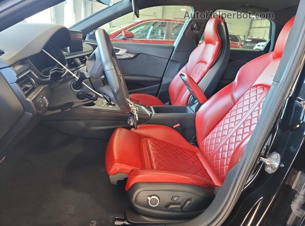 WAUB4AF48JA233890 2018 AUDI S4 Black Вид салону спереду