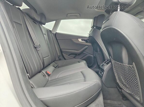 WAUCBCF59NA026588 2022 AUDI A5 White Вид задніх сидінь