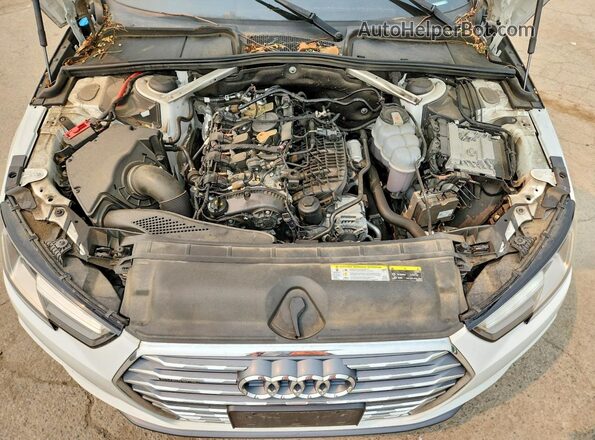 WAUDNAF45KN018872 2019 AUDI A4 White უკანა სალონის ხედი