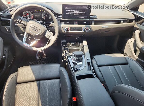 WAUFACF51SA010882 2025 AUDI A5 White Widok deski rozdzielczej